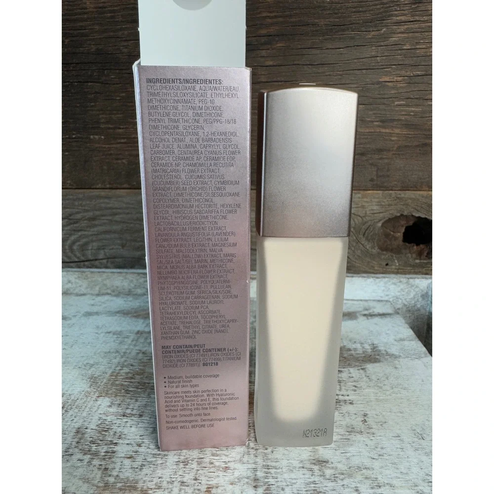 Elizabeth Arden Flawless Finish Skin Caring Foundation 100C 1oz NIB MSRP $42